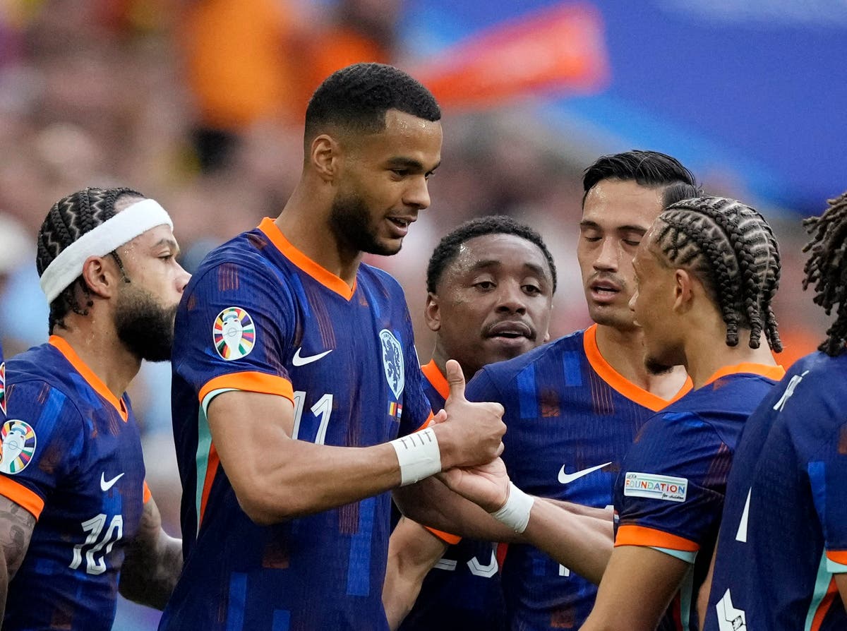 Donyel Malen’s brace help Netherlands rout Romania to qualify for quarter-finals