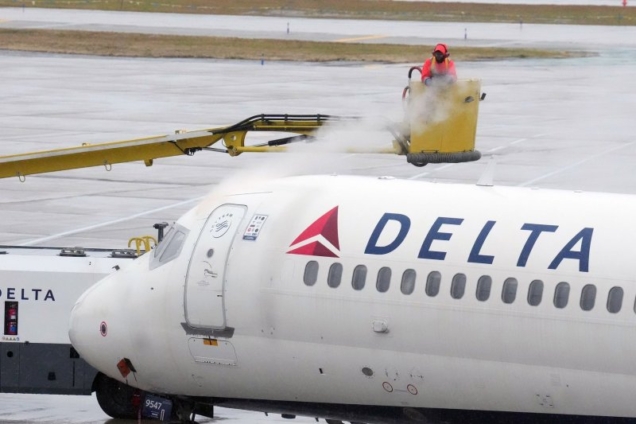 Two Delta workers killed while servicing plane at airport