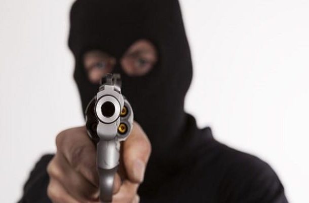 Asante Akyem Central: Two injured as armed robbers attack gold dealer at Odumasi