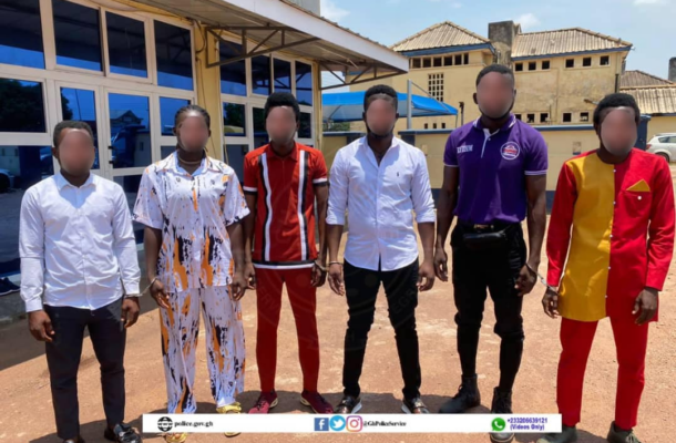 Police arrest 487 QNET ponzi scheme members in Kumasi