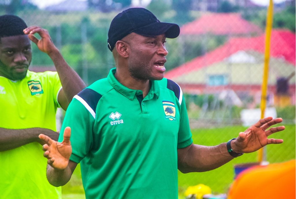 ”Coaches who are lecturers should lecture in school and stop coaching”-Former Kotoko striker Saddick Adams