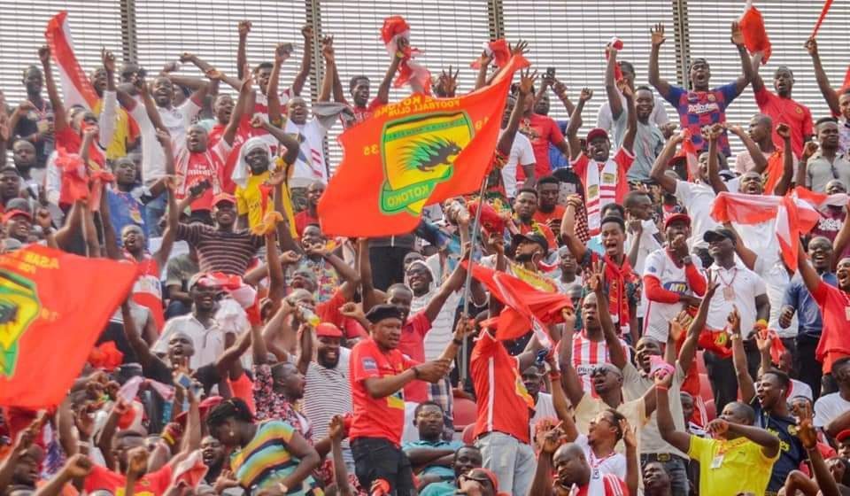 Asante Kotoko: Fans storm Adako Jachie, demands sacking of Prosper Ogum Narteh