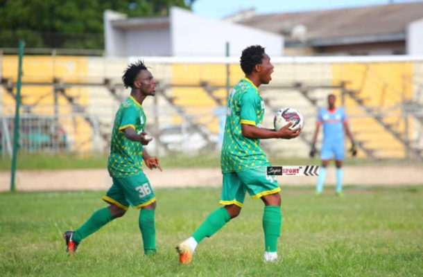 Nsoatreman FC and Dreams FC share spoils in a 1-1 Stalemate