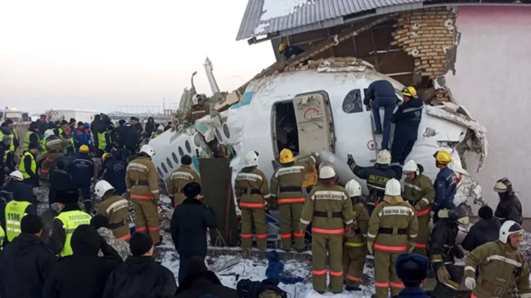 Passenger plane flying from Azerbaijan to Russia crashes in Kazakhstan with many feared dead