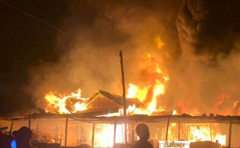 Fire destroys Techiman market; 3 people rushed to hospital