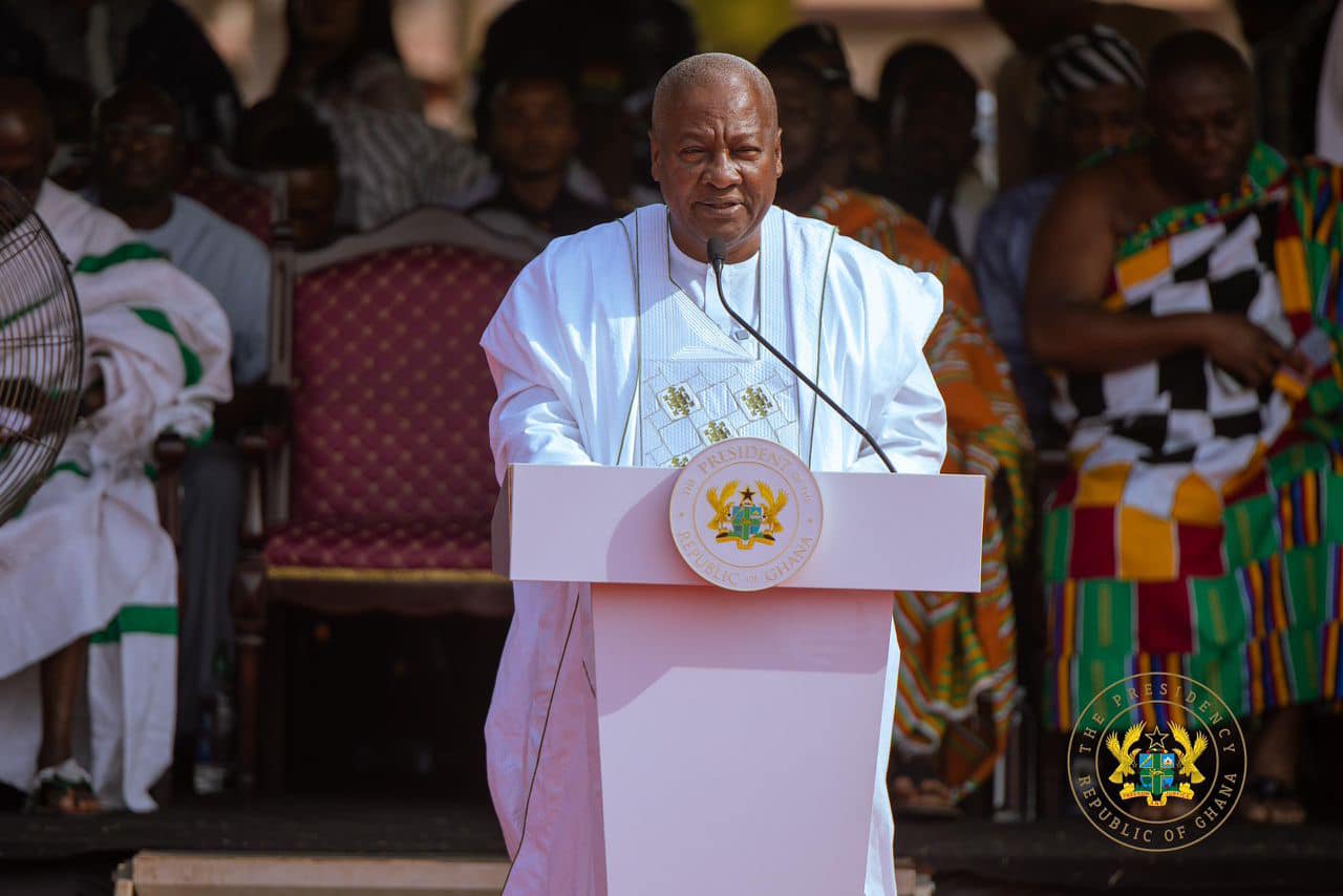 I’ll ensure timely completion of Sewua Hospital – Mahama assures Asanteman