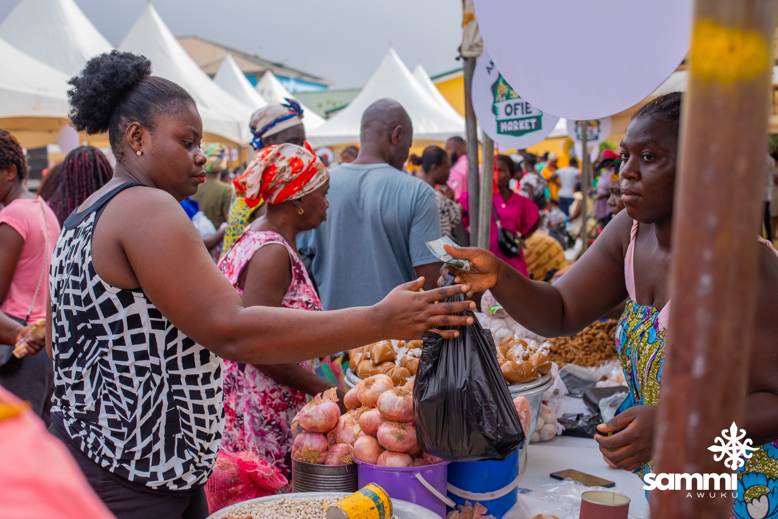 Akuapem North: Mad rush for Ofie Market shopping