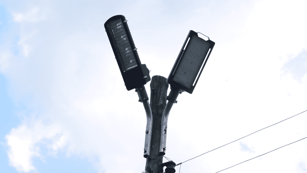 ECG donates 100 streetlights to Cape Coast Municipality