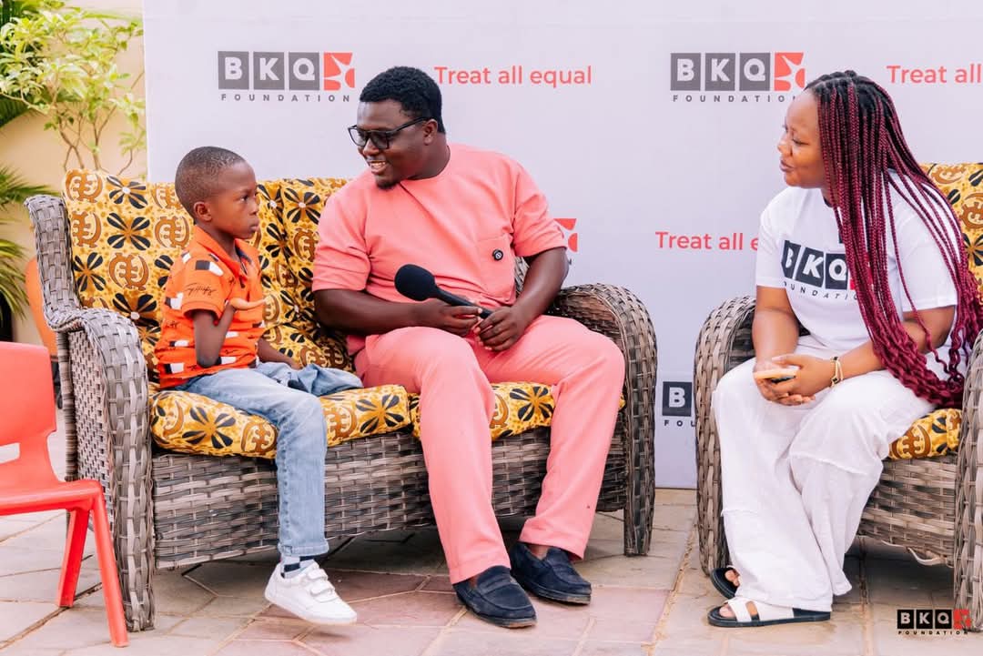 Ibrahim Mahama, Dr Omane Boamah agree to finance surgery of 9-year-old boy who walks with plastic chair 