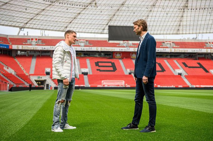 A letter to Florian Wirtz from Bayer 04 Leverkusen