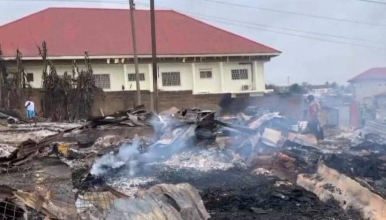 Jealous boyfriend burns 200 homes in Ahodwo
