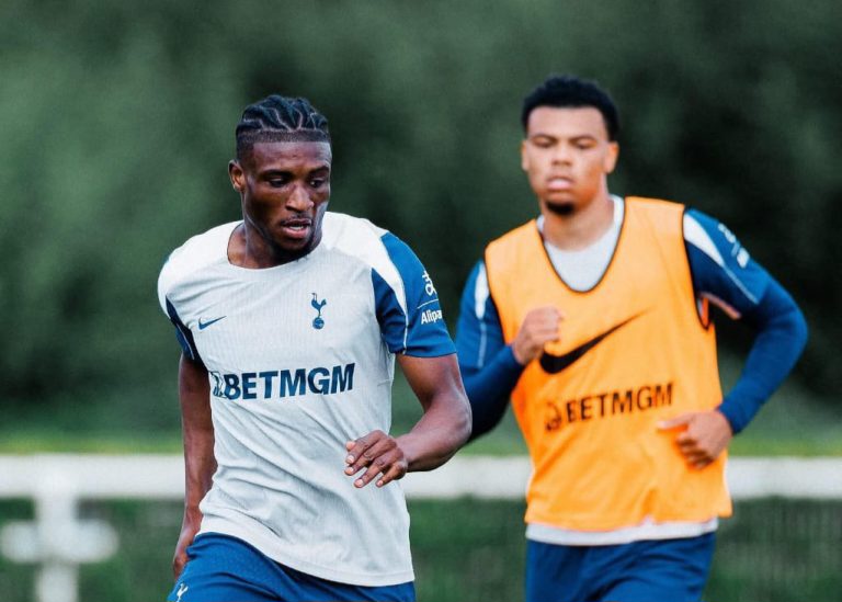 Mohammed Kudus trains with Tottenham Hotspur