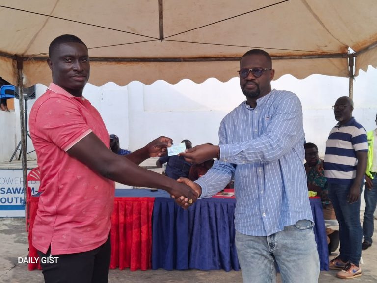 Annoh-Dompreh gives out free licenses to 500 drivers in Nsawam