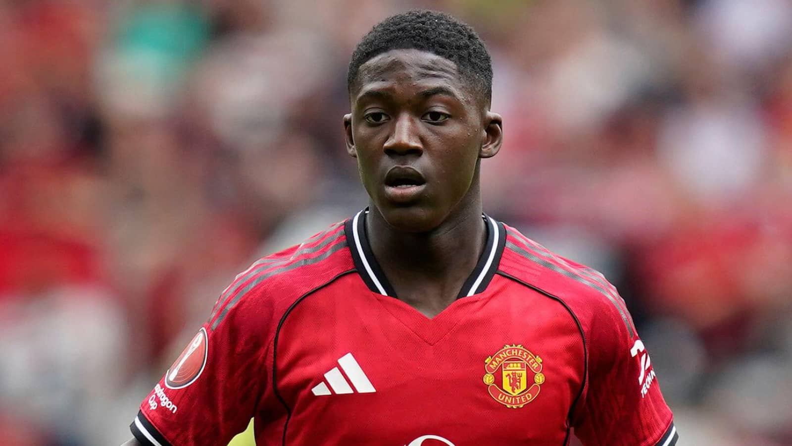Kobbie Mainoo requests to leave Manchester United