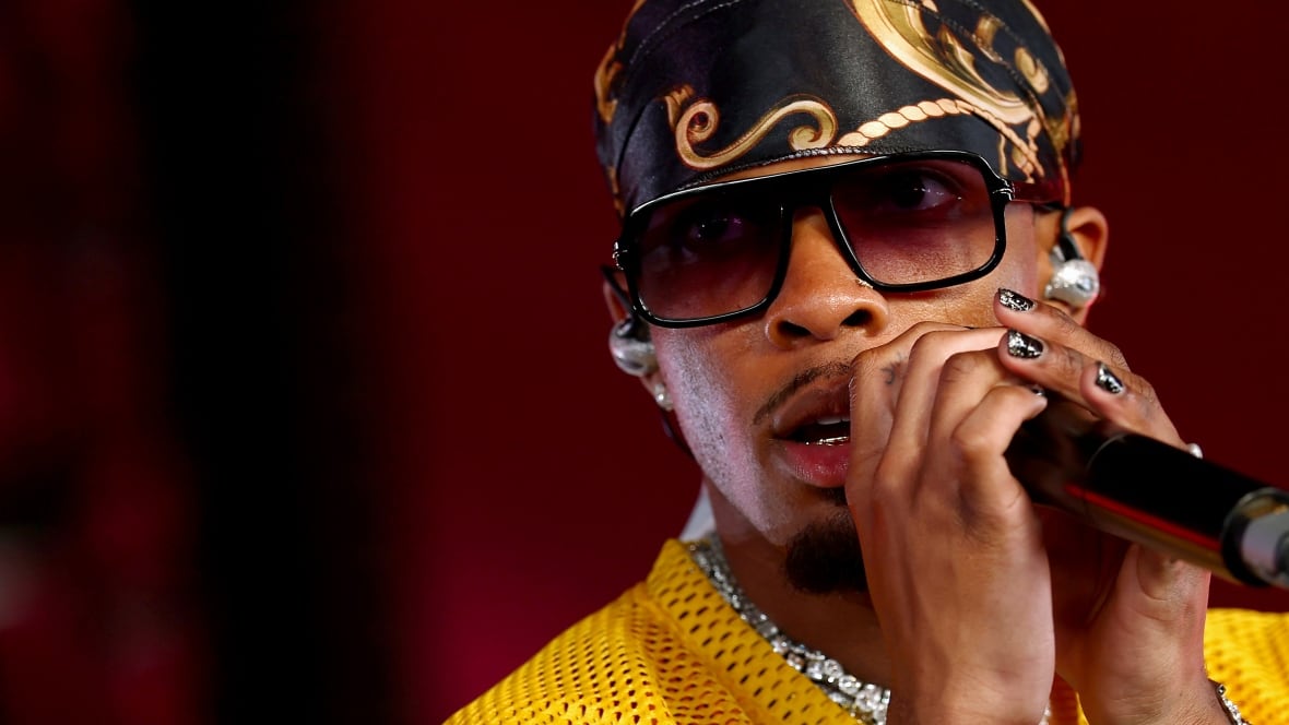 D4vd’s tour dates removed amidst investigation into teen’s death D4vd’s tour dates removed amidst investigation into teen’s death