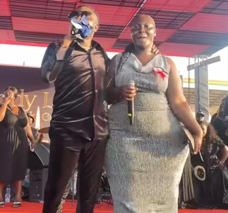 Accra slay queens steal show with ‘nyash competition’ at Lumba’s one-week observance