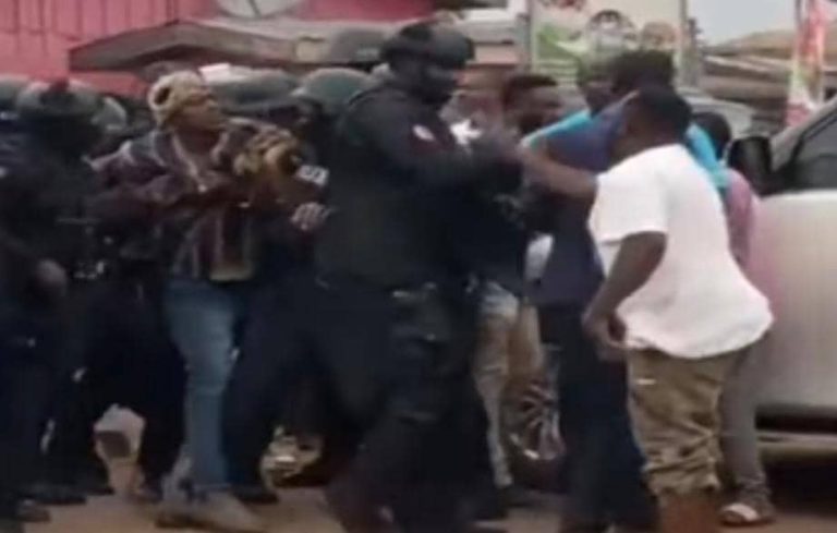 Police arrest suspect over poster removal in Akwatia