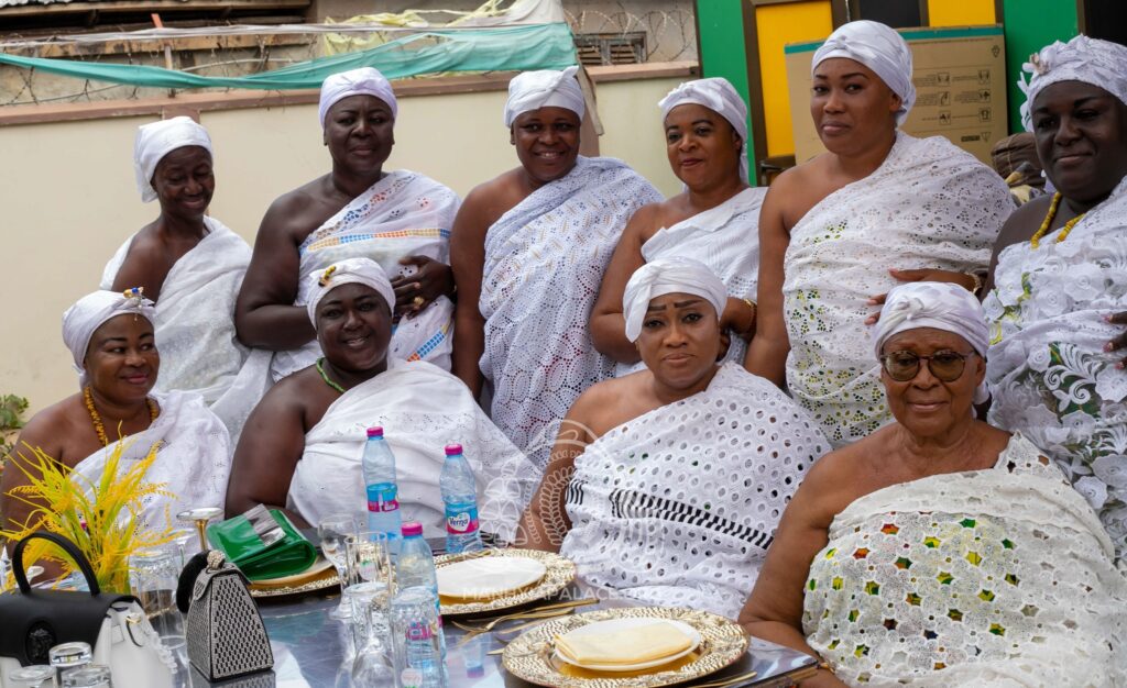 Wearing artificial nails, eyelashes, heavy makeup is against Asante culture – Otumfuor Gyaasehene