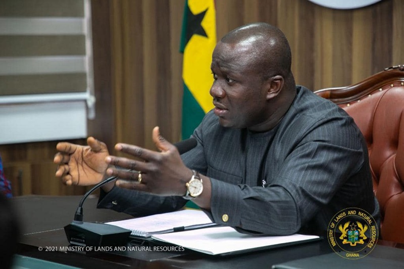 Mahama running bloated government with fat salaries — Jinapor