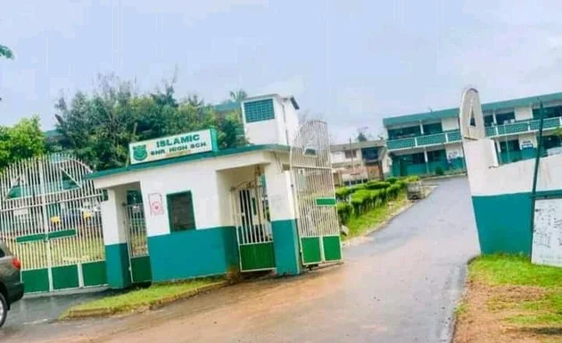 Boys Prefect of Kumasi Islamic Senior High School dies after falling from top floor of school administration block