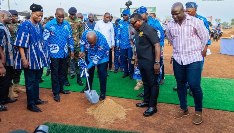Mahama cuts sod for sports complex for GHANASCO @65