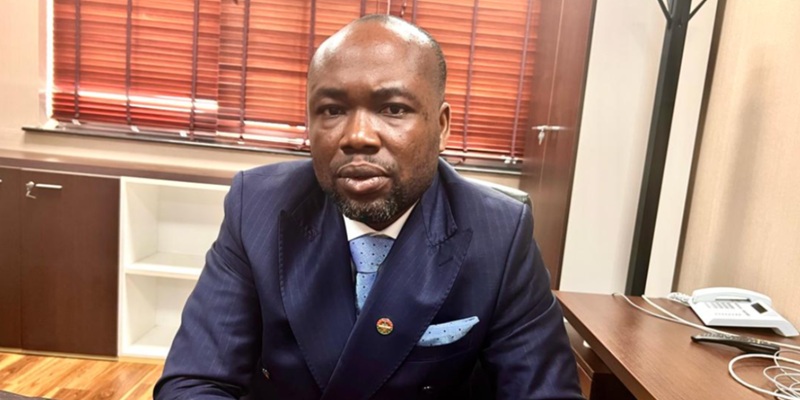 Minority pays tribute to late Akwatia MP Ernest Yaw Kumi Minority pays tribute to late Akwatia MP Ernest Yaw Kumi