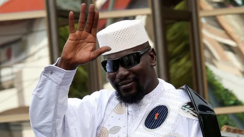 Guinea junta chief takes lead in controversial election as social media restricted Guinea junta chief takes lead in controversial election as social media restricted