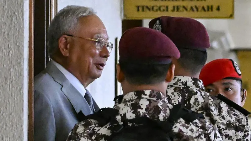Former Malaysia PM Najib Razak found guilty in multi-billion-dollar state funds scandal Former Malaysia PM Najib Razak found guilty in multi-billion-dollar state funds scandal