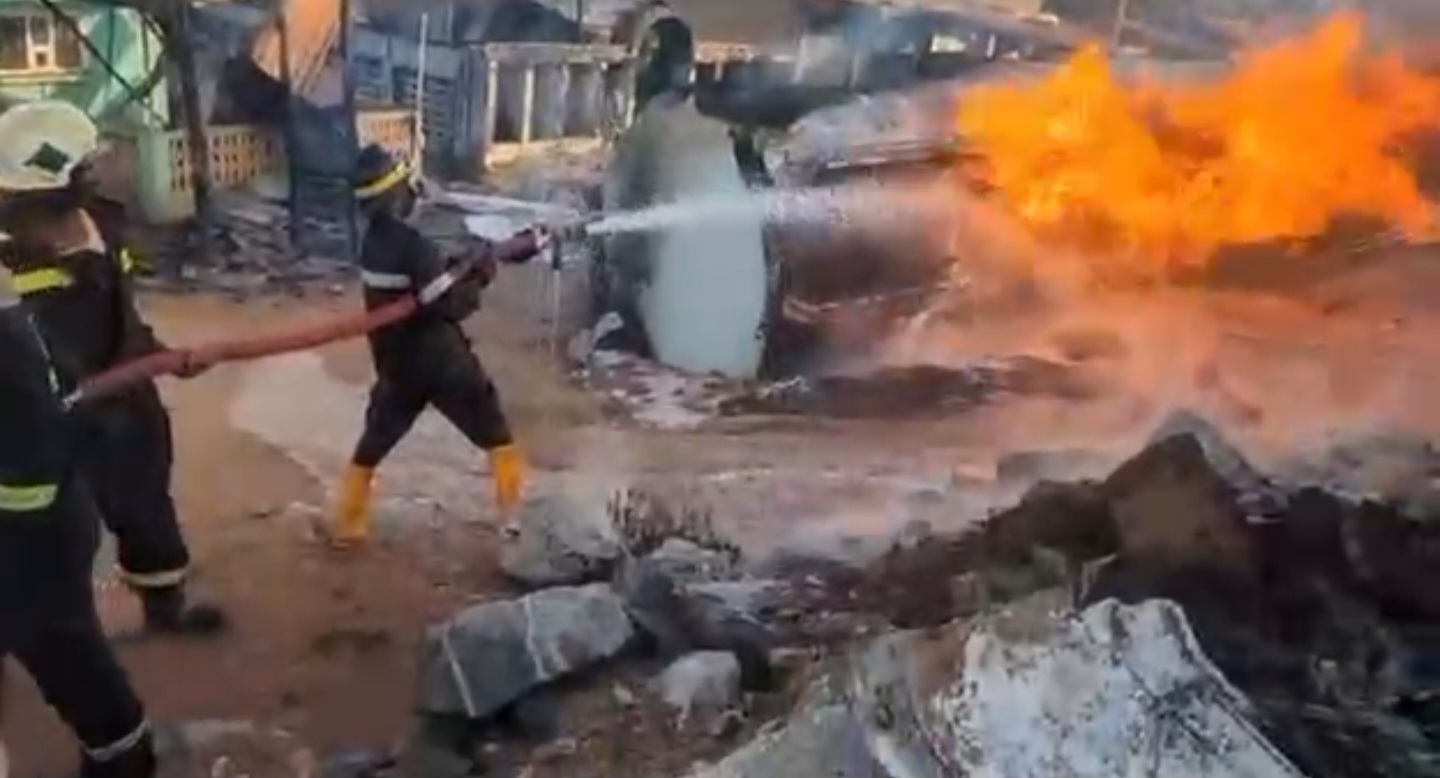 12 firefighters injured in petrol tanker explosion at Gomoa Potsin