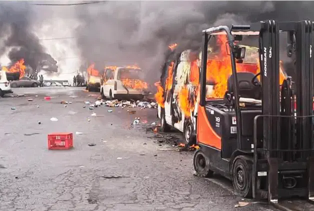 Violent unrest erupts in South Africa over disputed ‘Nigerian King’ Violent unrest erupts in South Africa over disputed ‘Nigerian King’