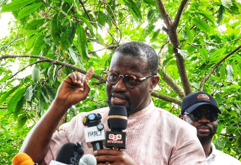 Minority accuses gov’t prioritizing political expenditure over welfare of cocoa farmers