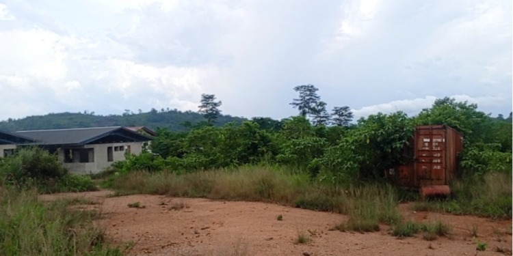 Abandoned Agenda 111 hospital at Assin Darmang taken over by snakes, smokers