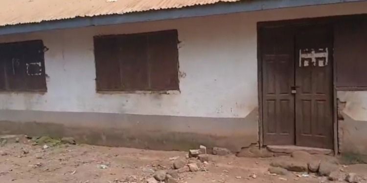 Teachers boycott classes after headteacher’s death amid alleged curse claims in Kobedi Teachers boycott classes after headteacher’s death amid alleged curse claims in Kobedi