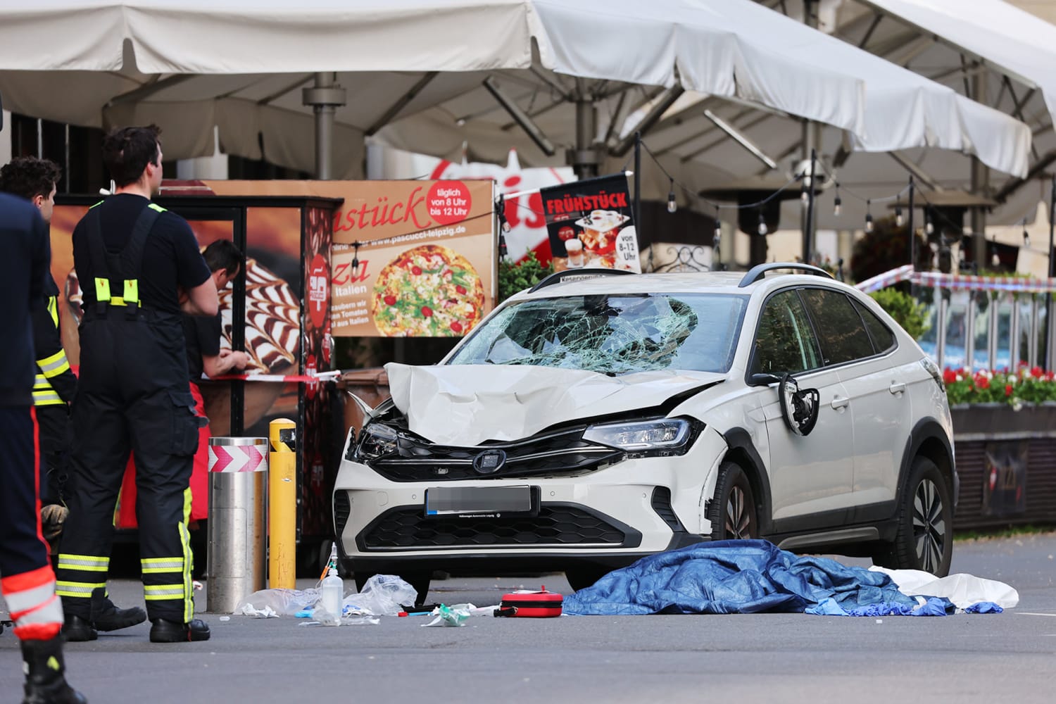 Germany: Two killed and many injured after car ploughs into crowd in Leipzig