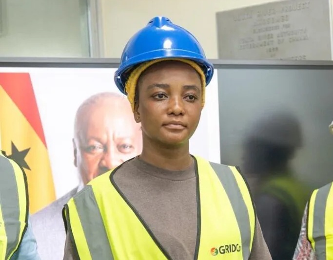 Mahama recommends female NSS personnel for employment for role in restoring Akosombo fire