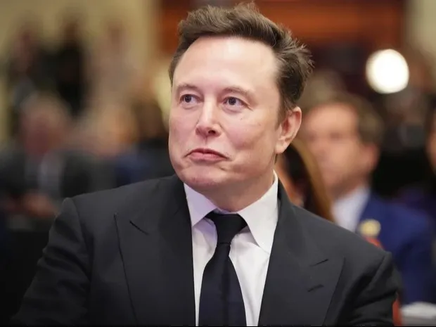 Elon Musk becomes world’s first trillionaire as SpaceX begins trading on the Nasdaq