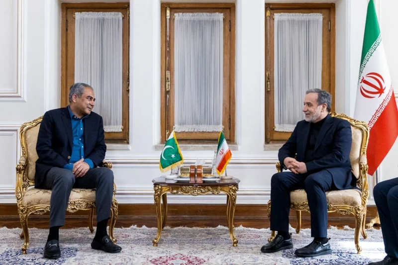Iran announces Strait of Hormuz closure; warns US talks at risk amid Israel-Lebanon conflict Iran announces Strait of Hormuz closure; warns US talks at risk amid Israel-Lebanon conflict