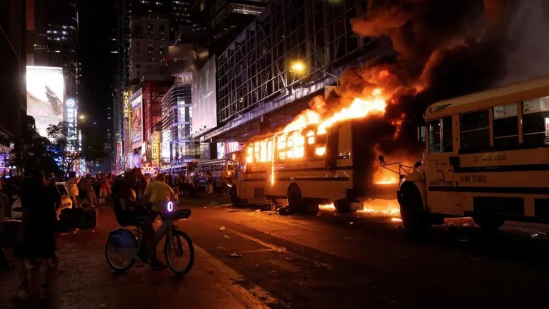 NBA: Teen shot, buses torched after Knicks’ NBA title win