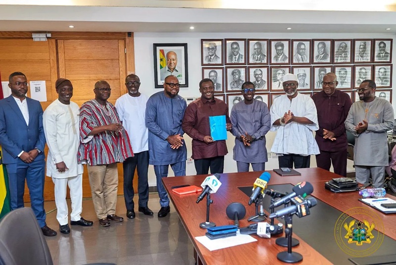 Sam George receives DTT Committee report aimed at strengthening Ghana’s broadcasting future Sam George receives DTT Committee report aimed at strengthening Ghana’s broadcasting future