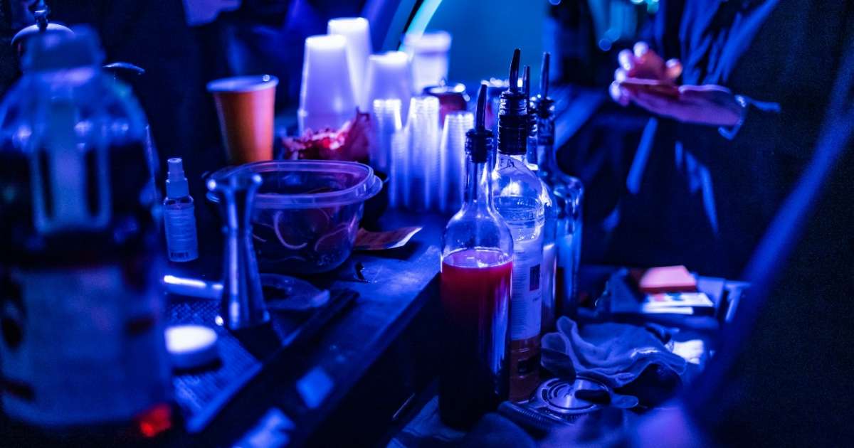 Global alcohol industry loses $830 billion in value