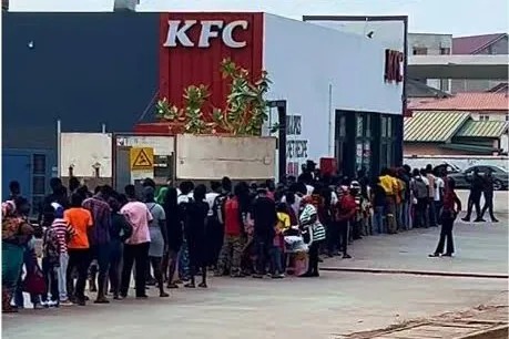 Mad rush for KFC’s GH¢15 promotional campaign Mad rush for KFC’s GH¢15 promotional campaign