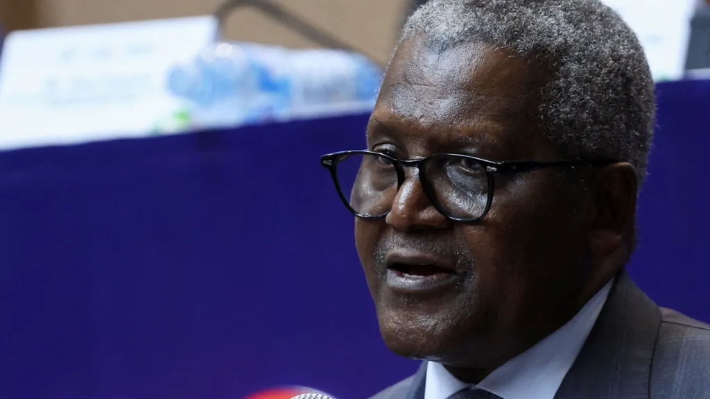 Dangote opens Africa’s biggest-ever share sale, targets $2.1bn for refinery expansion Dangote opens Africa’s biggest-ever share sale, targets $2.1bn for refinery expansion