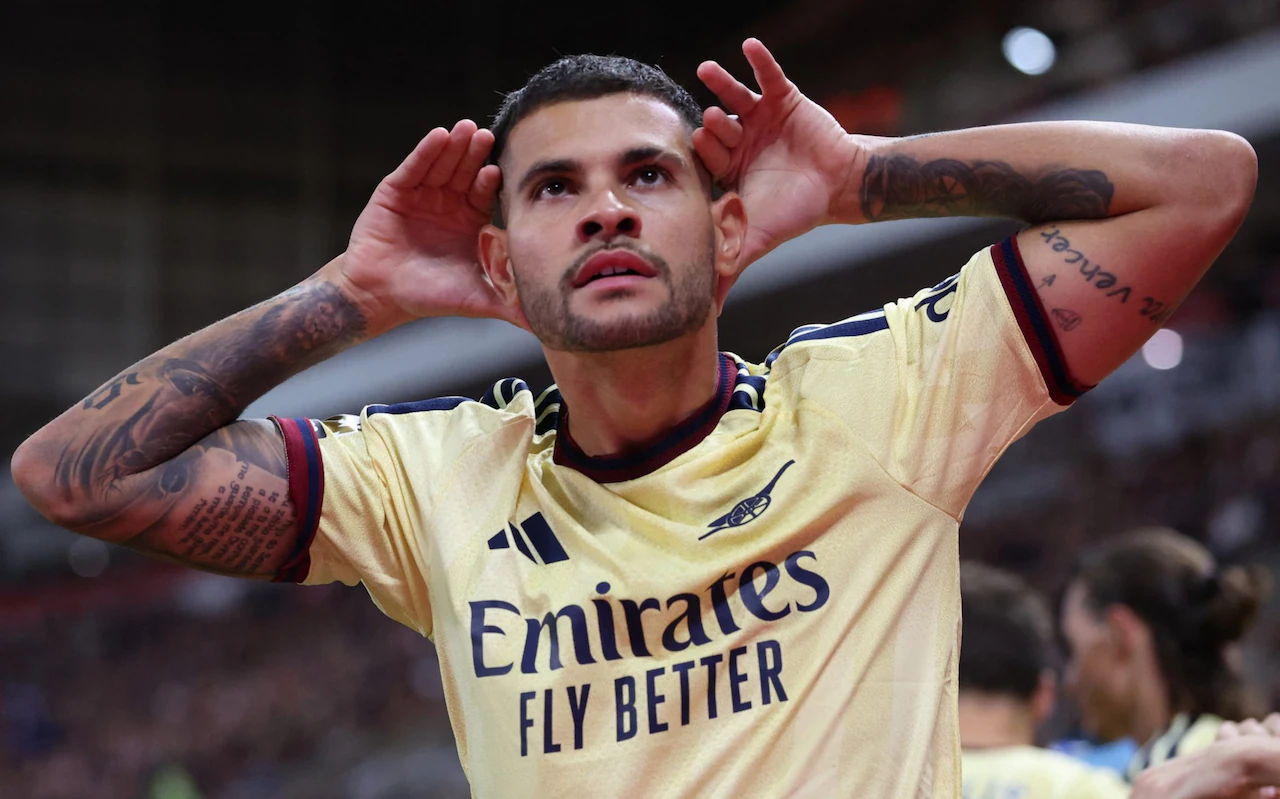 Arsenal show mark of champions with gritty win at Sunderland