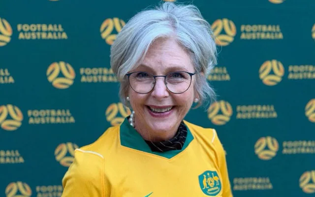 Australian MP Helen Haines has both legs amputated after alleged deliberate car attack Australian MP Helen Haines has both legs amputated after alleged deliberate car attack